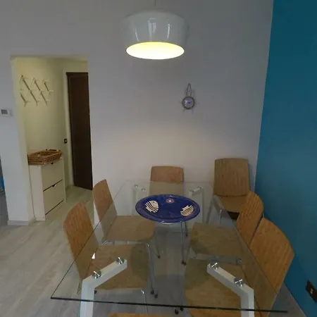 Lavarell House Nyaraló